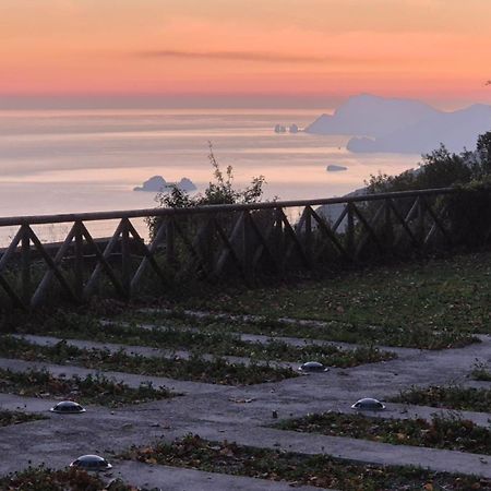 Casa Vacanze La Via Delle Stelle Agerola Exterior foto
